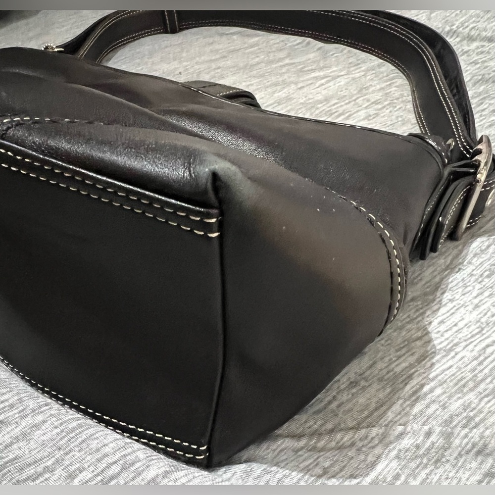 Authentic Coach Hampton Buckle Flap Crossbody Bag F11196 - Picture 6 of 10